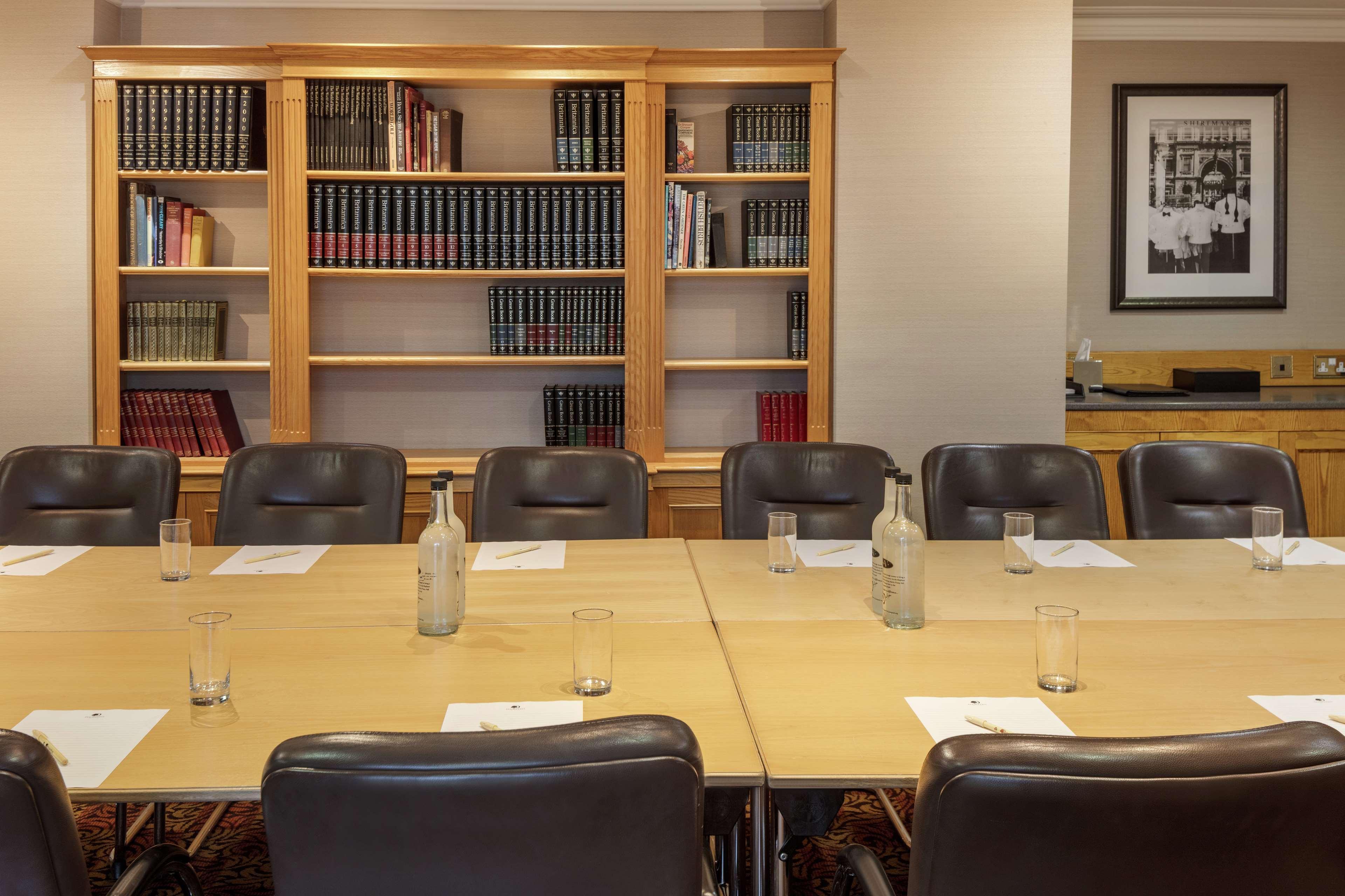 Oxford Belfry Hotel & Spa Thame Esterno foto