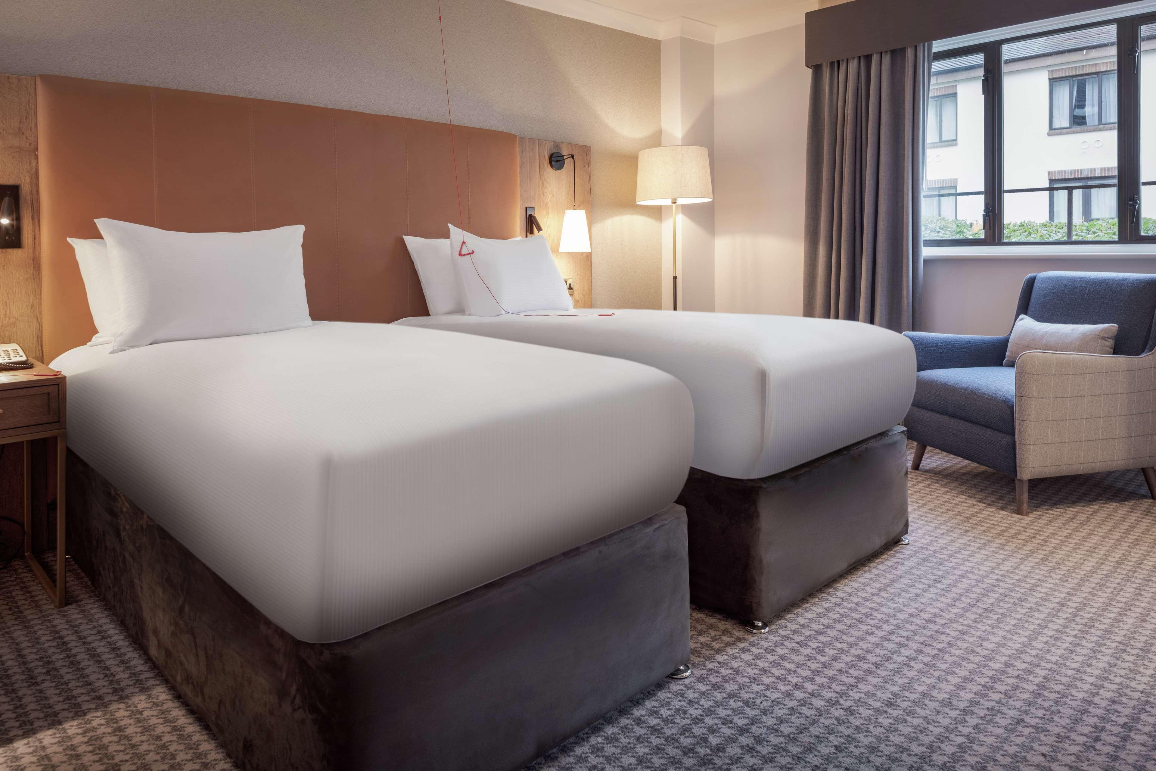Oxford Belfry Hotel & Spa Thame Esterno foto