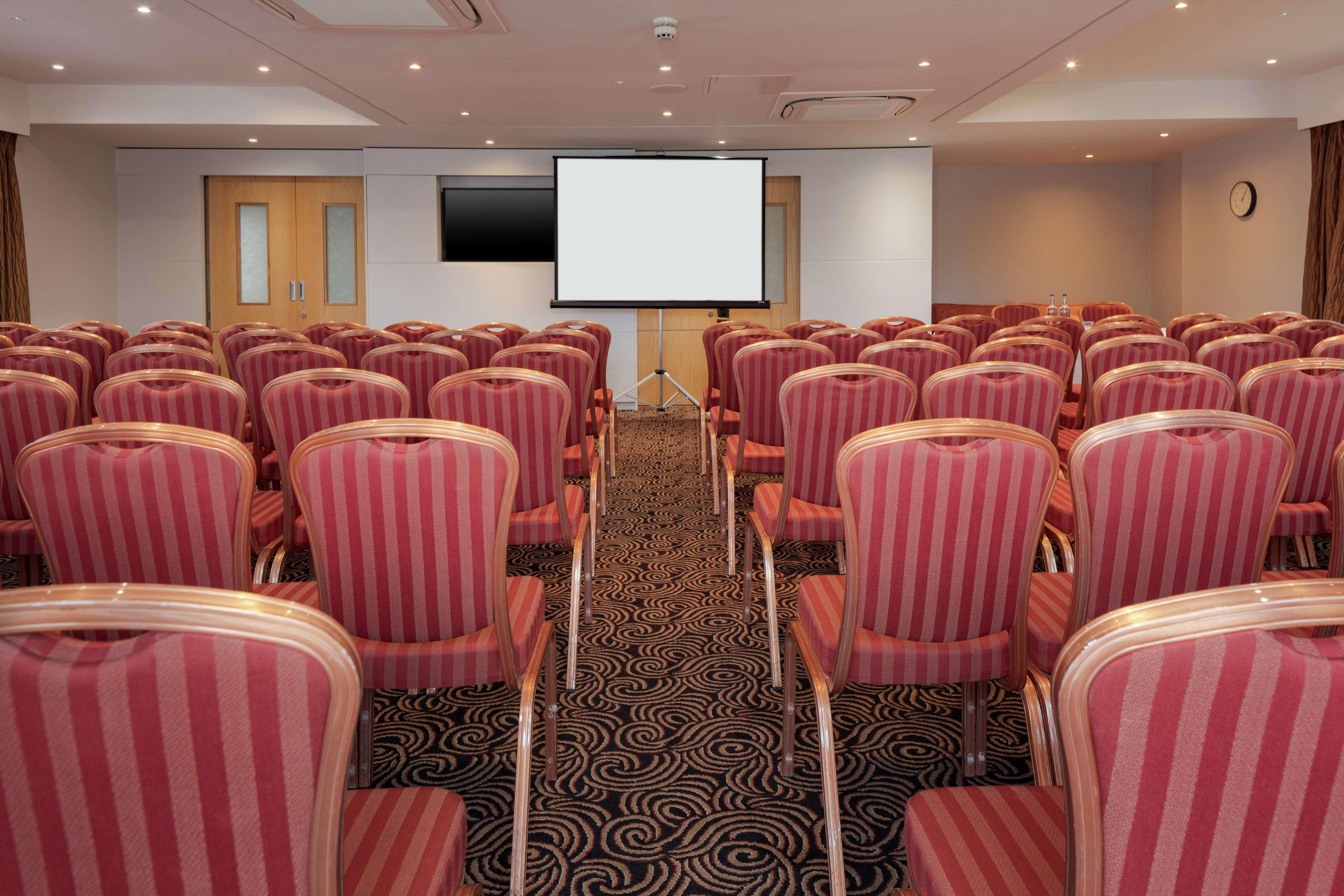 Oxford Belfry Hotel & Spa Thame Esterno foto